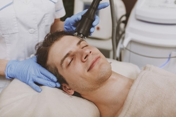 HIFU vs Botulinum Toxin: Understanding the Differences 5 So, which is better: HIFU or Botox Derby?